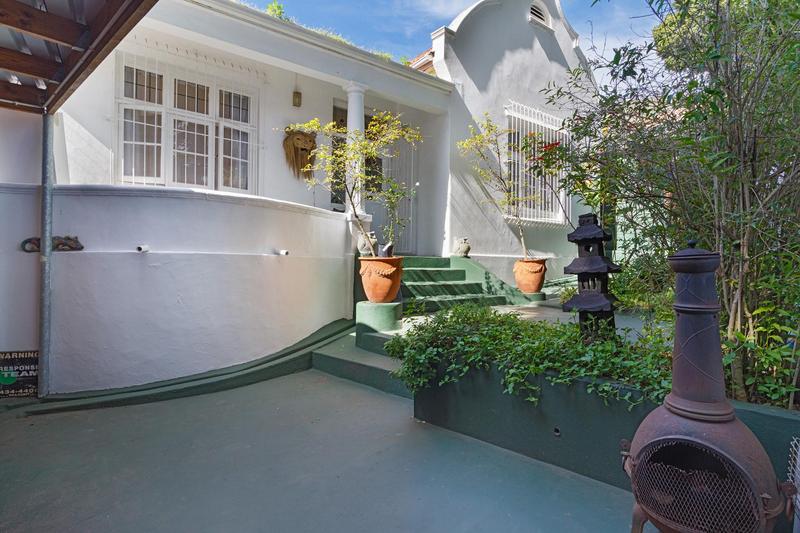 3 Bedroom Property for Sale in Green Point Western Cape